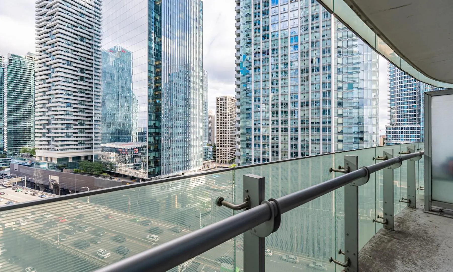 Downtown Suites 4 Toronto Canada