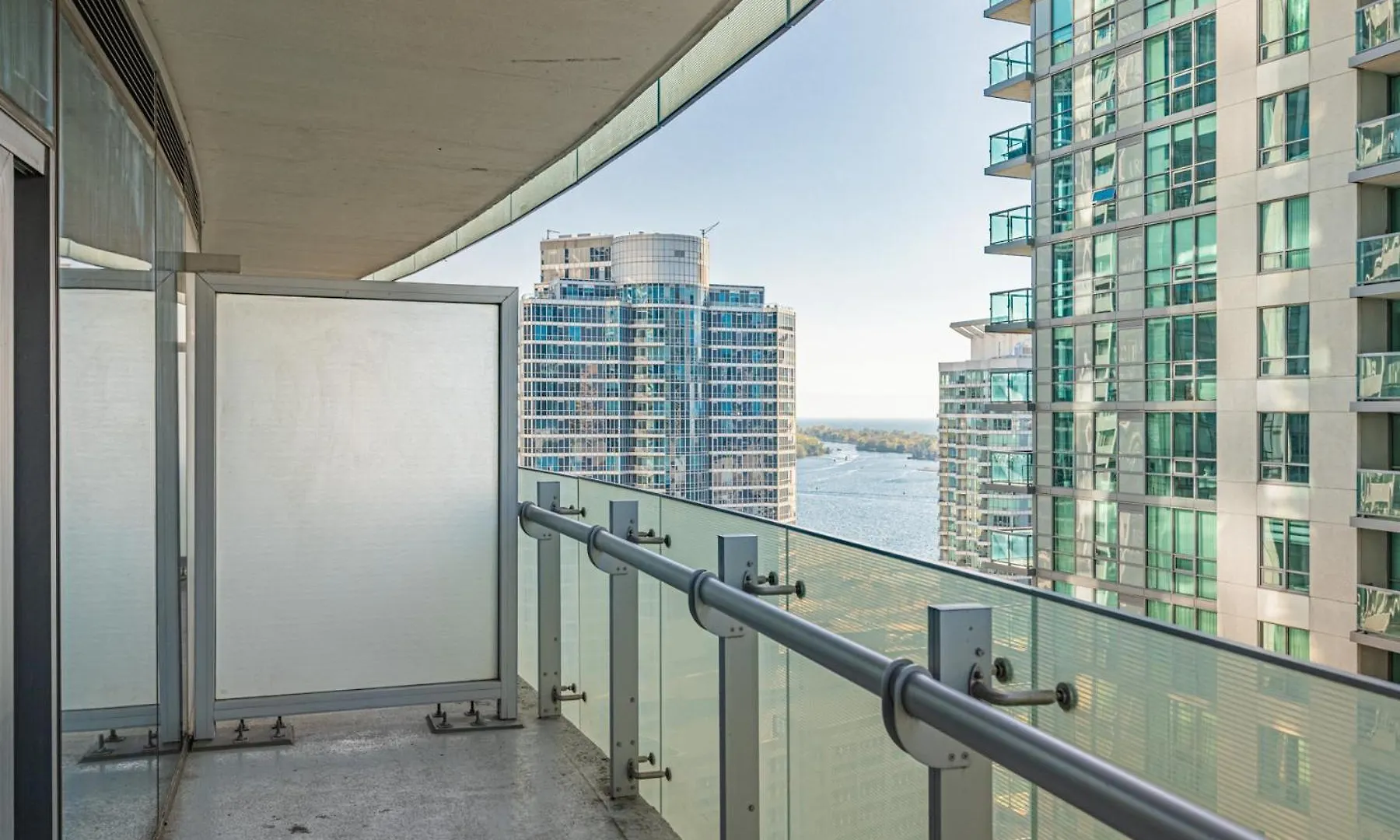 Downtown Suites 4 Toronto 0*,