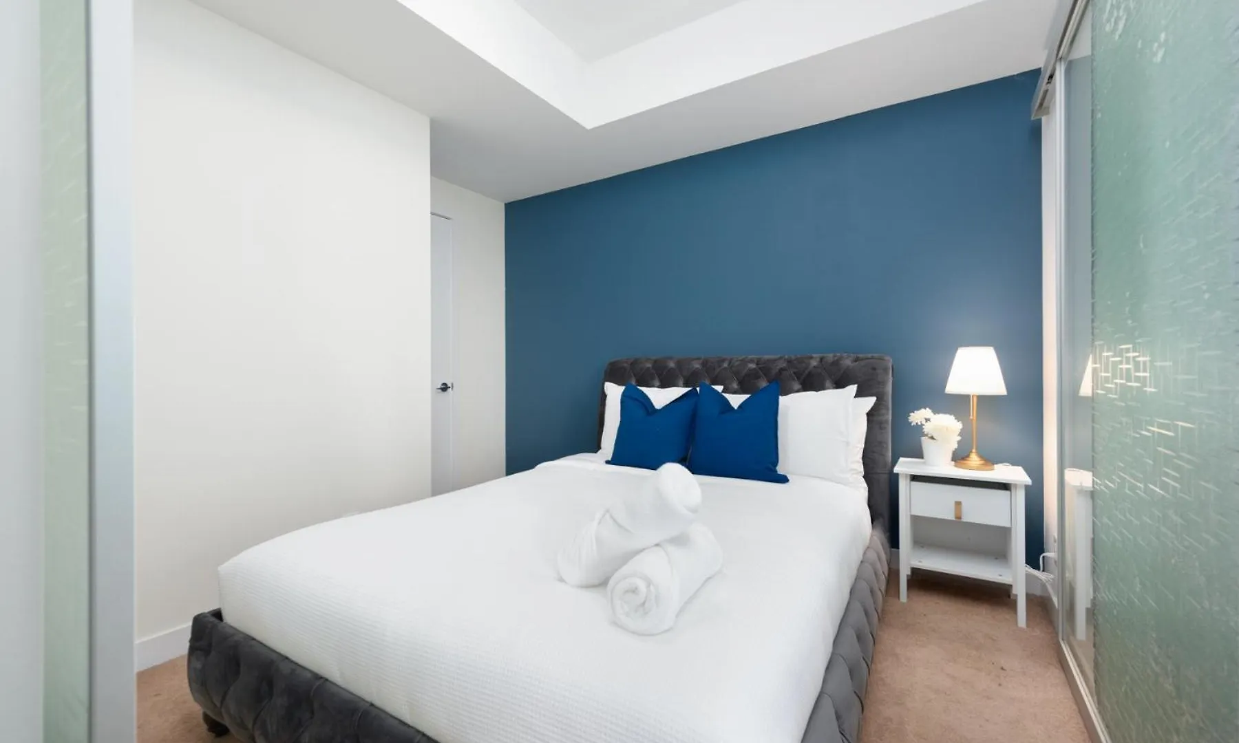 Downtown Suites 4 Toronto Lägenhet